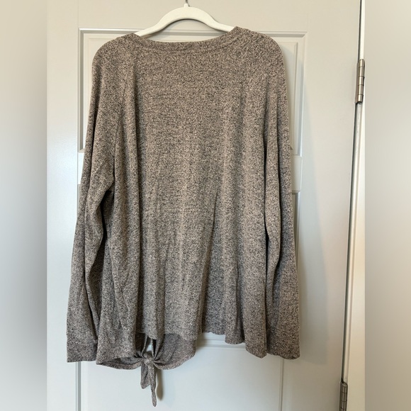 2x Nine Britton Billie tie-front brushed knit top - Picture 3 of 5